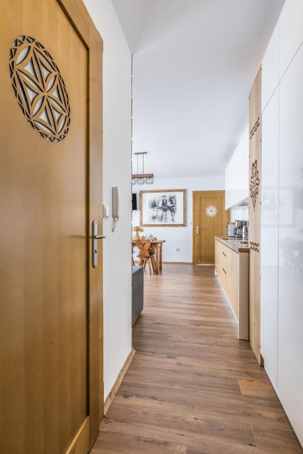 Aparthost Apartamenty Butorowy & Spa Косьцелісько Екстер'єр фото